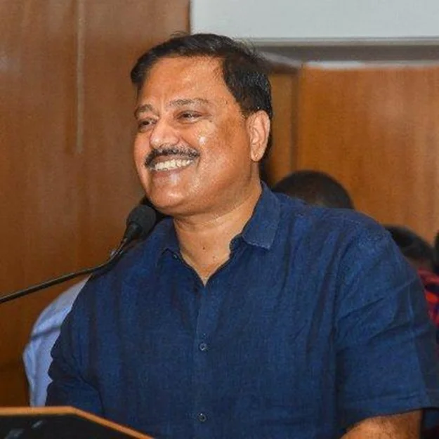 Dr Sharad Kumar